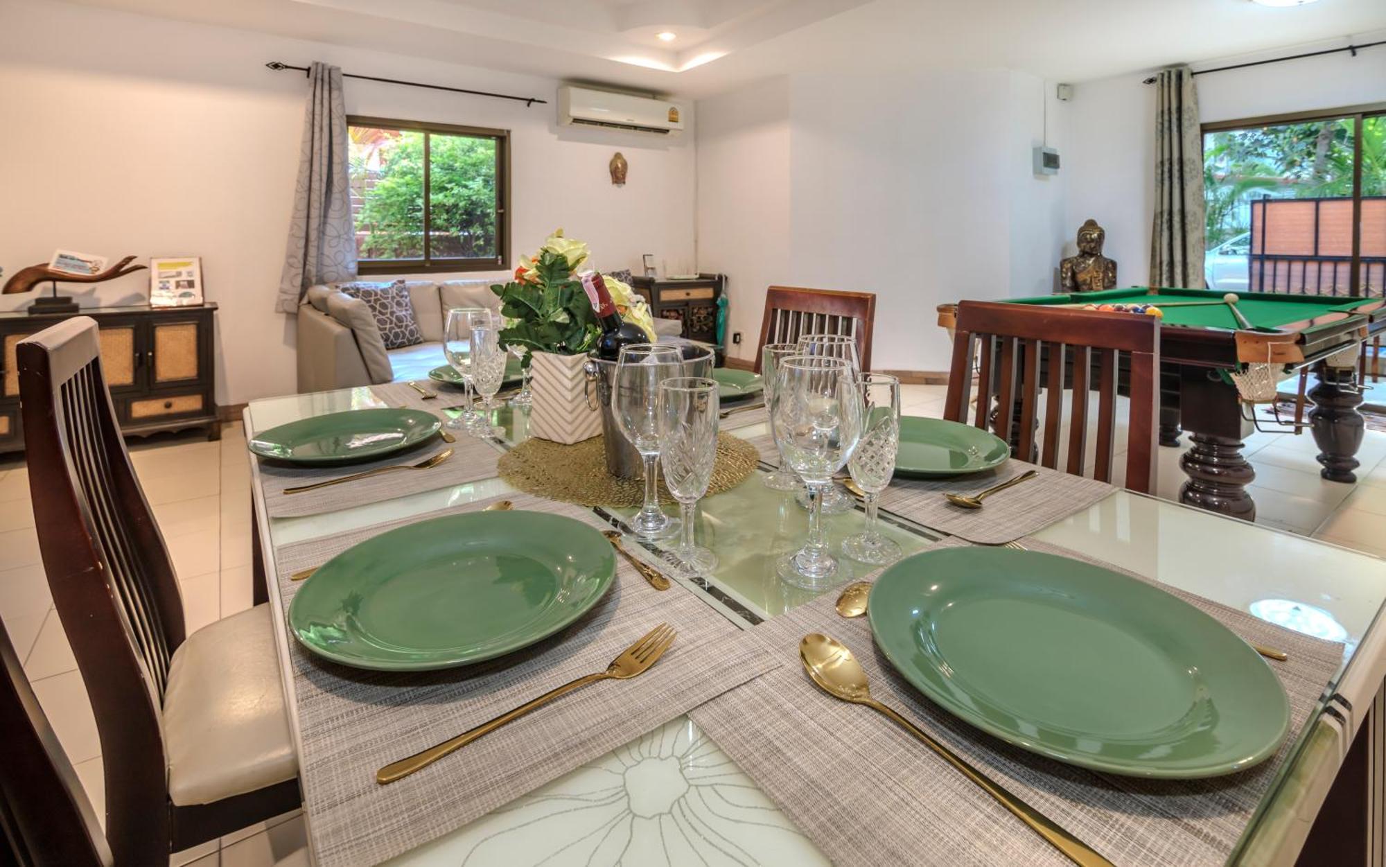 N Near Walking Street Electricity Included * Pattaya