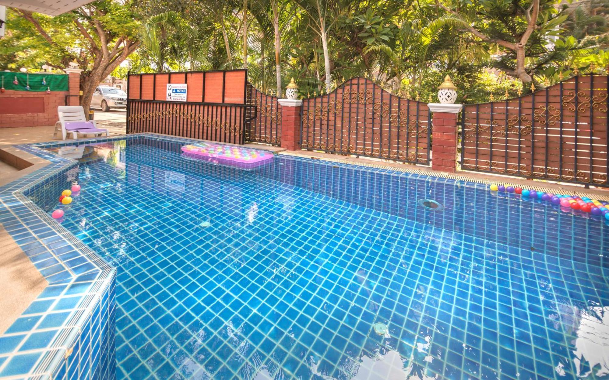 N Near Walking Street Electricity Included Pattaya
