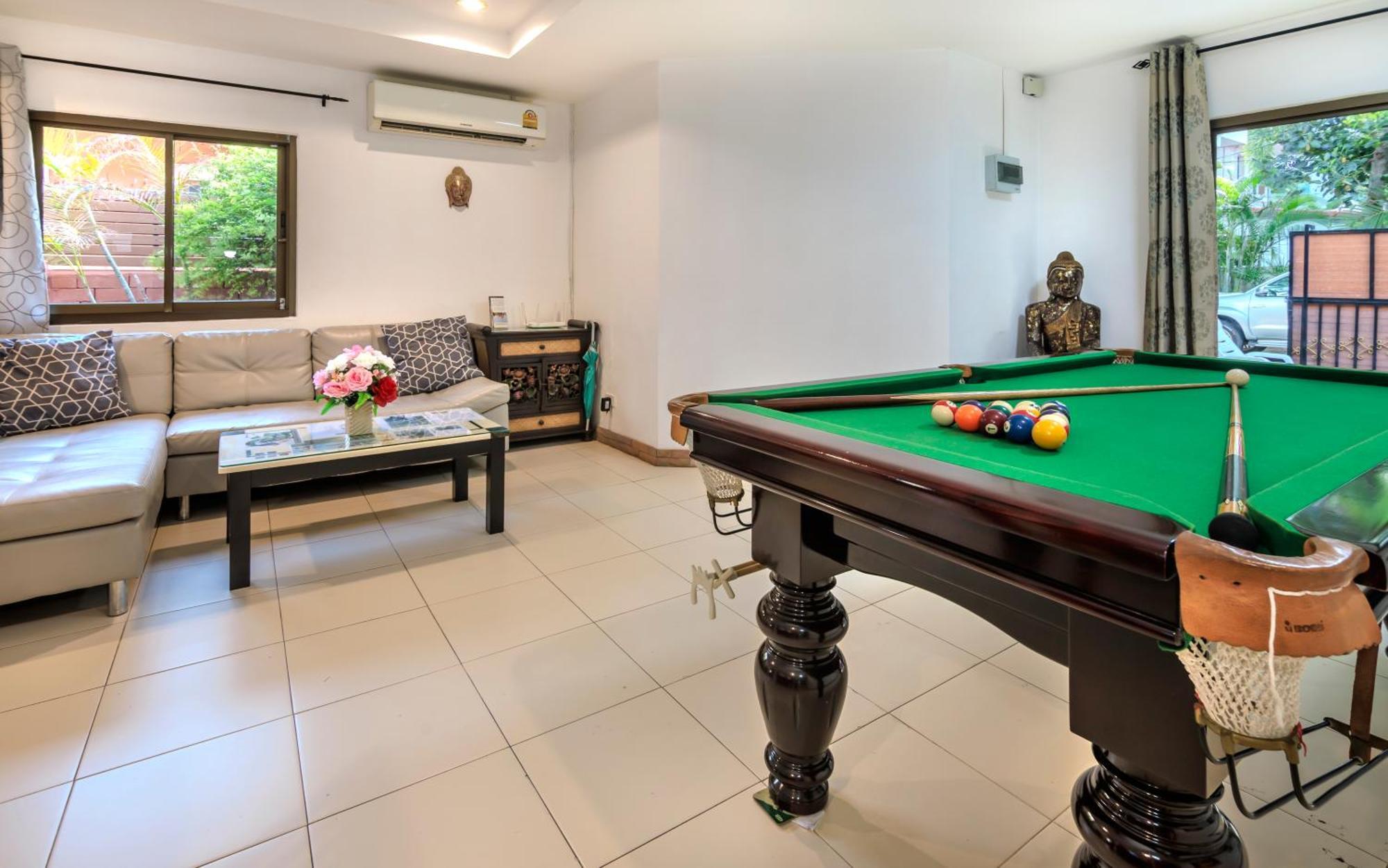 N Near Walking Street Electricity Included Villa